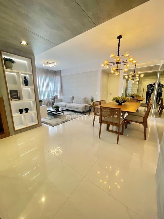 Apartamento impecável no Panazzolo