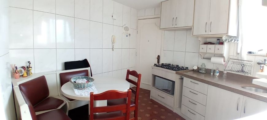 Apartamento de 3 dormitórios em Lourdes