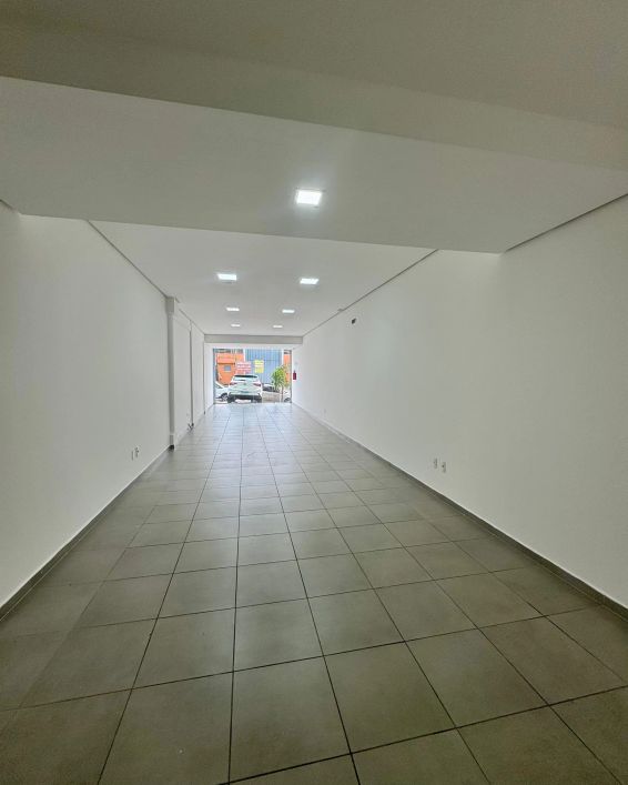 BENTOALVES aluga loja térrea em excelente localização no bairro Bela Vista, Caxias do Sul-RS