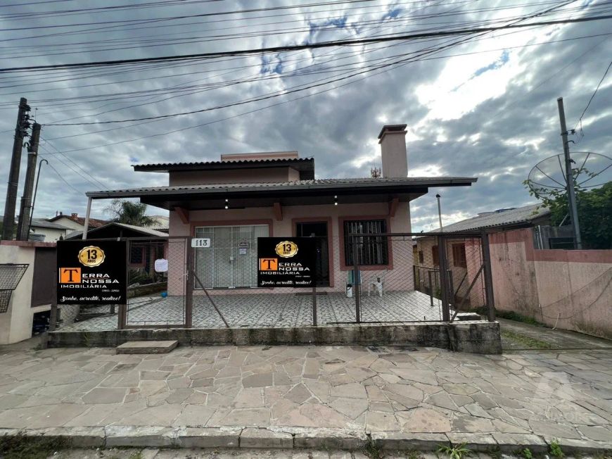 Casa 03 dormitórios no Jardim Eldorado em Caxias