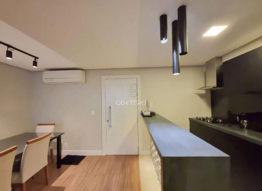 Apartamento semimobiliado no Residencial Loop