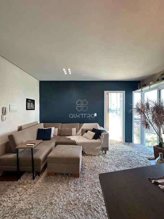 Apartamento com terraço, semi mobiliado e com vista para a Lagoa do Desvio Rizzo