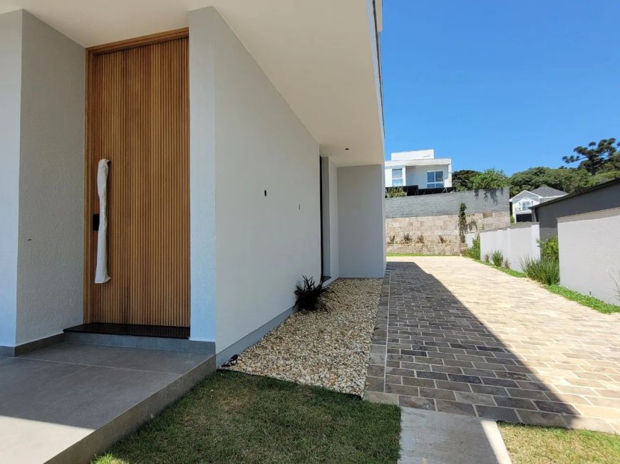 Venda de Casa em Condomínio em Caxias do Sul-RS, bairro Nossa Senhora da Saúde