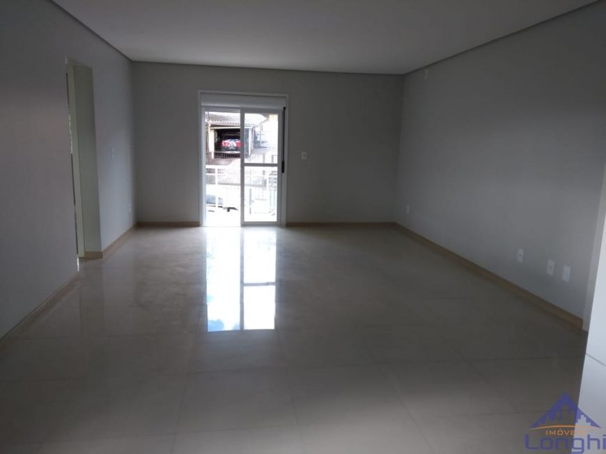 RESIDENCIAL ADRIANI