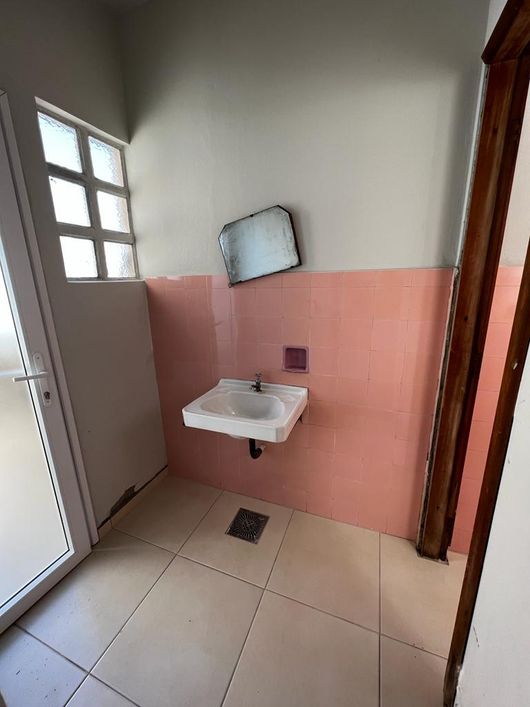 BENTOALVES aluga sobreloja, 1º andar, c/ 102m2, Centro - Caxias do Sul - RS