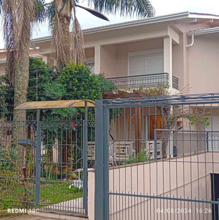 Venda de casa semimobiliada em Caxias do Sul, bairro Jardim Itália
