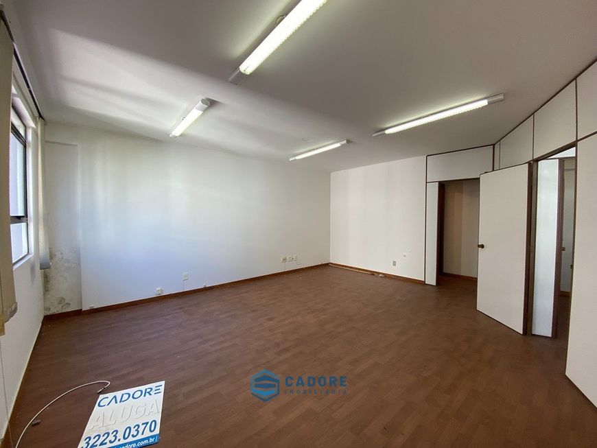 Sala aérea no Centro, próximo Hospitais