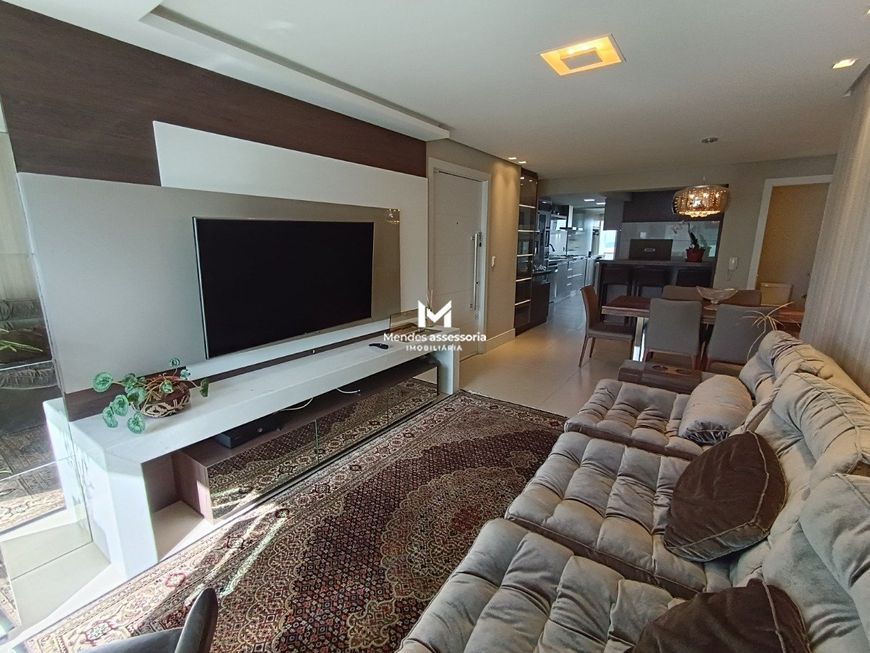 Apartamento mobiliado e decorado no Panazzolo
