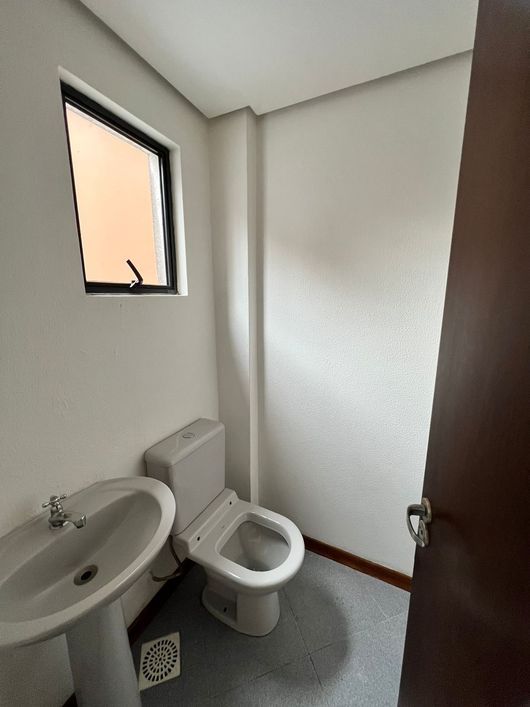 BENTOALVES aluga loja térrea c/ 28m2, próximo Igreja de São Pelegrino - Caxias do Sul - RS