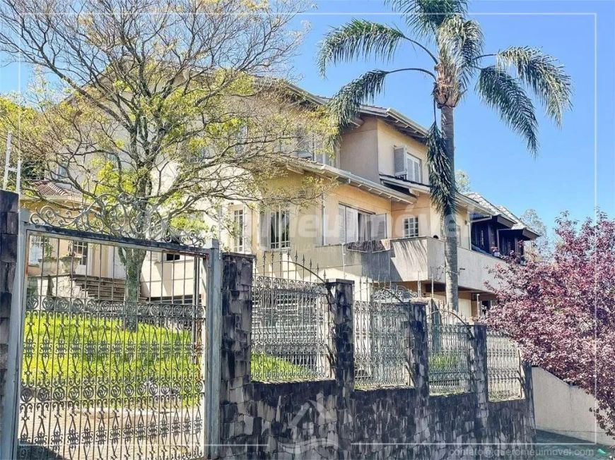 Casa mobiliada no Madureira