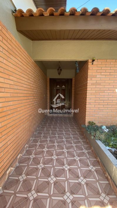 Casa com 4 quartos no Bairro Cinquentenário