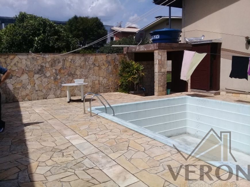 Venda de casa semimobiliada em Caxias do Sul, bairro Santa Catarina
