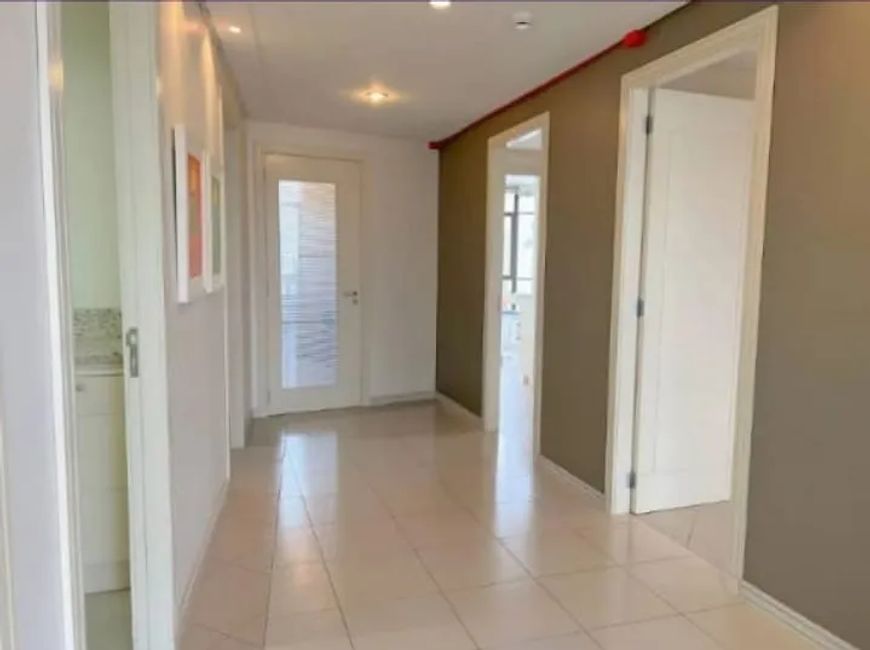 BENTOALVES aluga sala aérea totalmente mobiliada, 113m2, no Centro - Caxias do Sul - RS