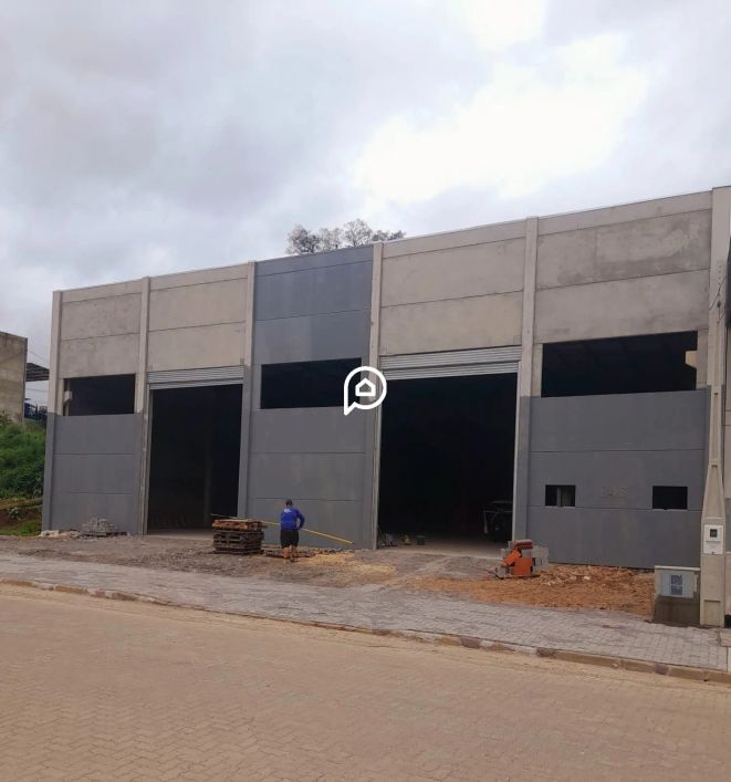 PAVILHÃO, NOVO, COM 576M2, BAIRRO JARDIM DAS HORTENIAS