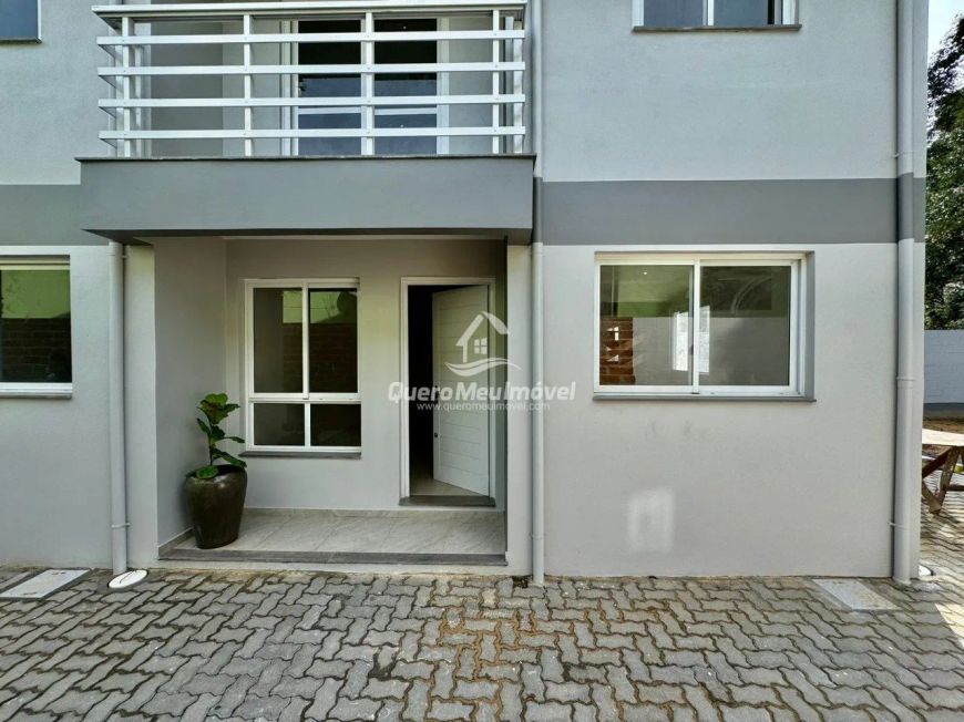 Sobrado duplex à venda no Esplanada