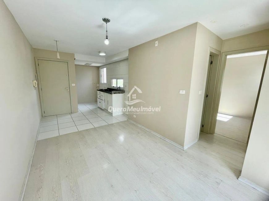 Apartamento 2 dormitórios no Santa Catarina