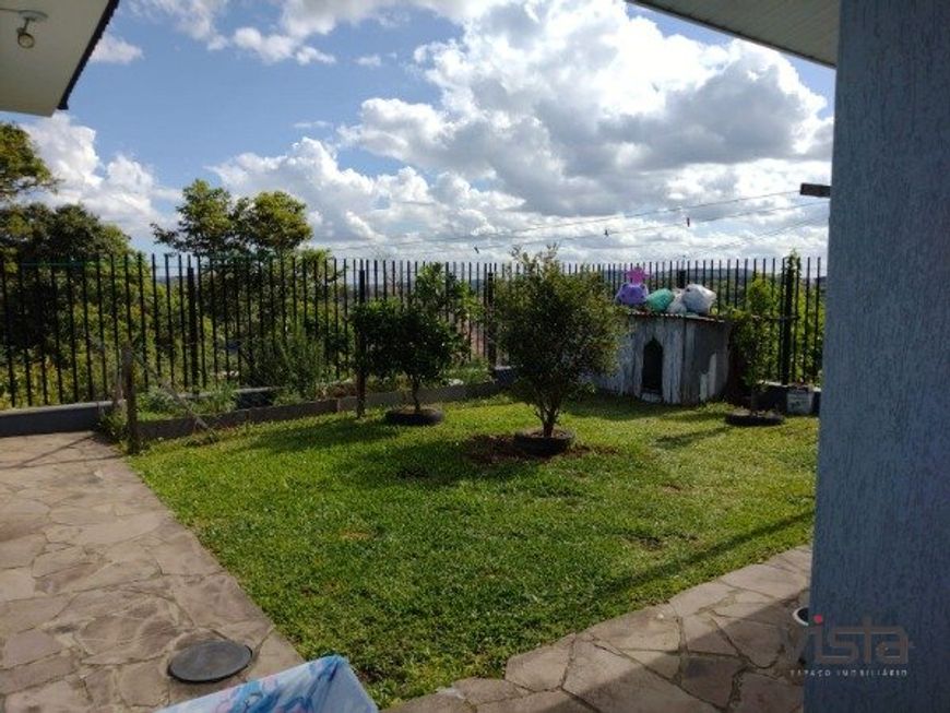 CAXIAS DO SUL - Casa Padrão - DESVIO RIZZO