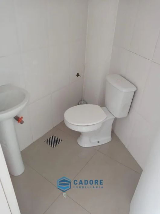 SALA TÉRREA NO BAIRRO MADUREIRA