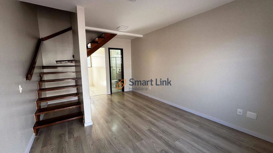 Casa com 2 dormitórios à venda, 61 m² por R$ 279.000,00 - Charqueadas - Caxias do Sul/RS