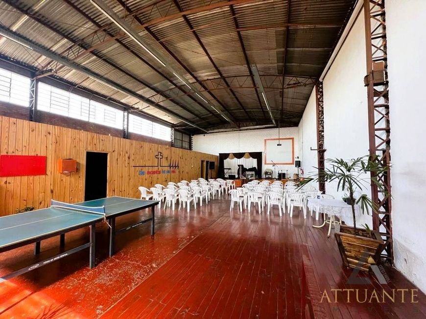 Pavilhão no bairro Santa Fé