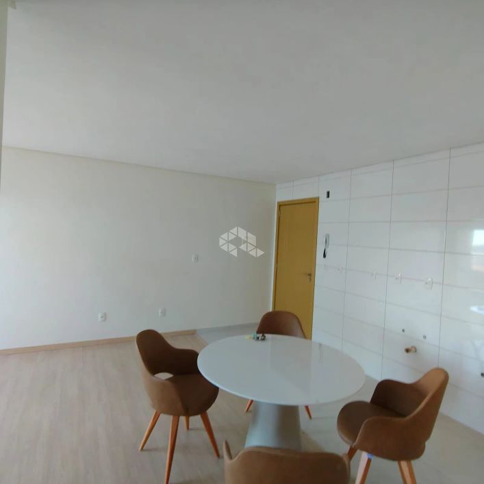 Apartamento com 54m 1 dormitorio uma vaga de garagem com elevador.