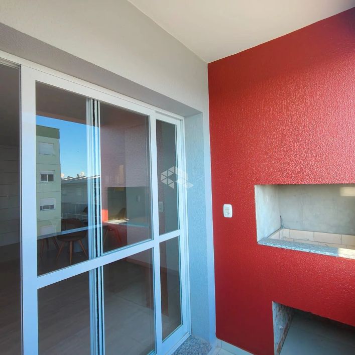 Apartamento com 54m 1 dormitorio uma vaga de garagem com elevador.