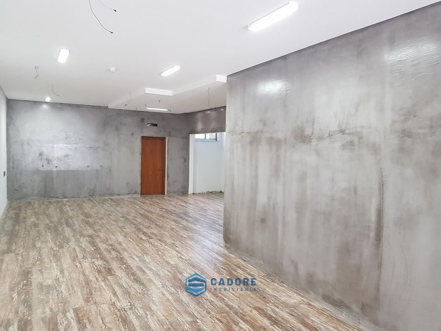 Sala comercial , a venda no Centro