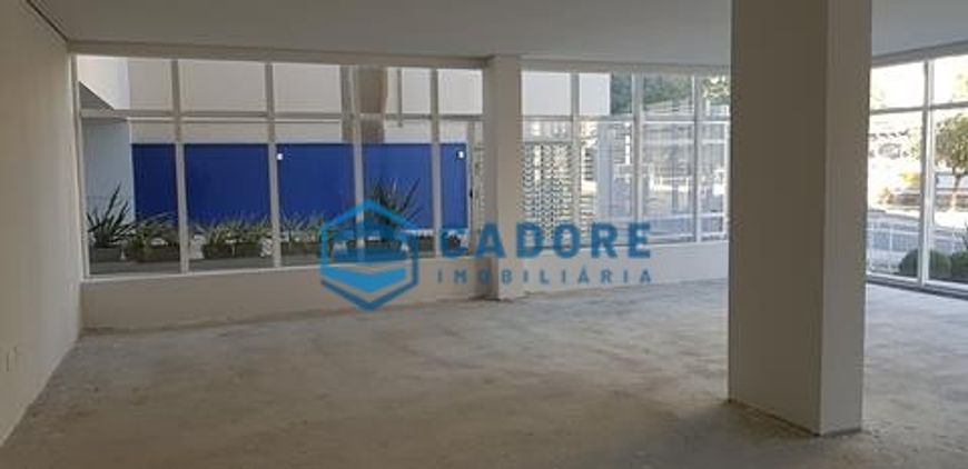 Sala Comercial Térrea em São Pelegrino