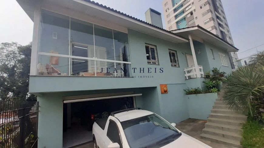 Casa â venda no bairro Bela Vista