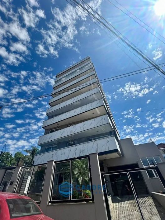 APARTAMENTO COM TRÊS DORMITORIOS NO SANVITTO