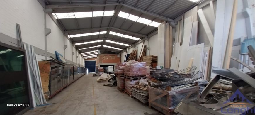 PAVILHÃO COMERCIAL/DEPÓSITO