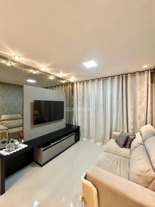 Apartamento todo mobiliado, com uma vista linda para o pôr do sol