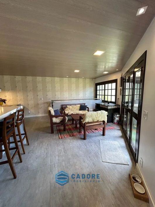 Cobertura duplex com quatro dormitórios no Pio X