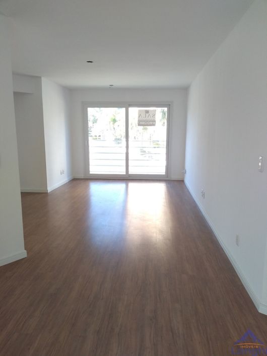 APARTAMENTO SOLAR DA PRAÇA