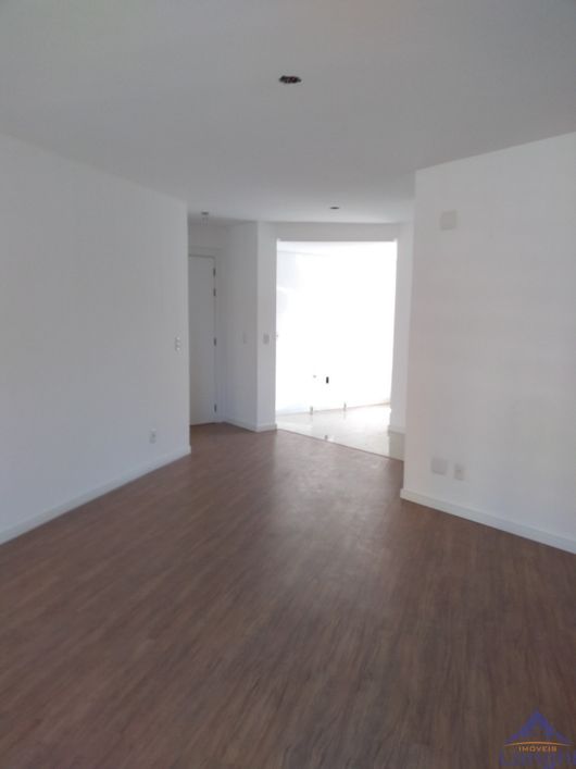 APARTAMENTO SOLAR DA PRAÇA