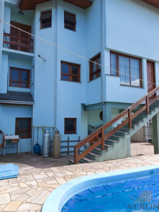 Venda de casa em Caxias do Sul, bairro Santa Catarina
