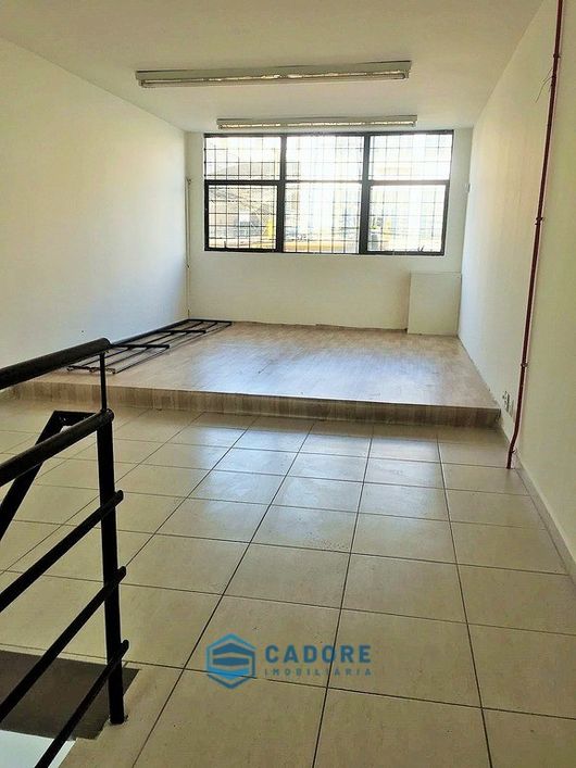 Sala Térrea, para locação no Centro