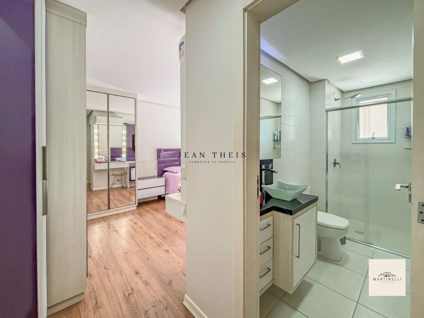 - Apartamento Mobiliado à venda no bairro Pio X