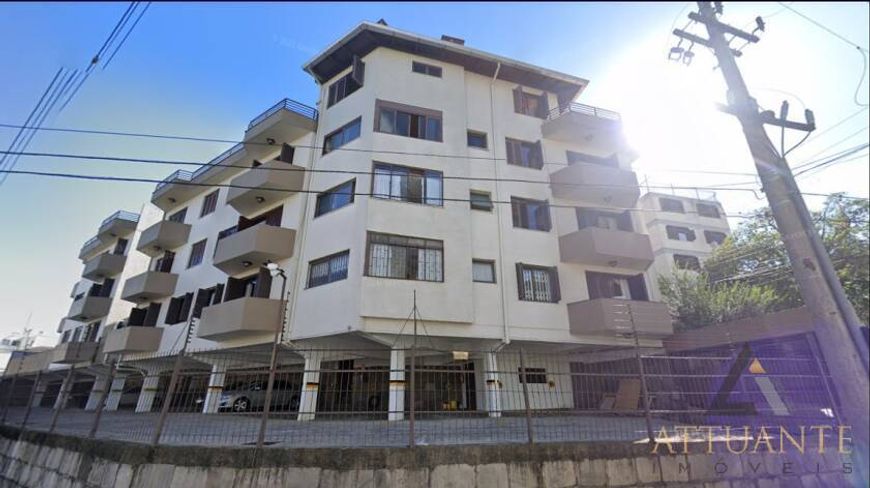 Cobertura duplex no bairro Santa Catarina