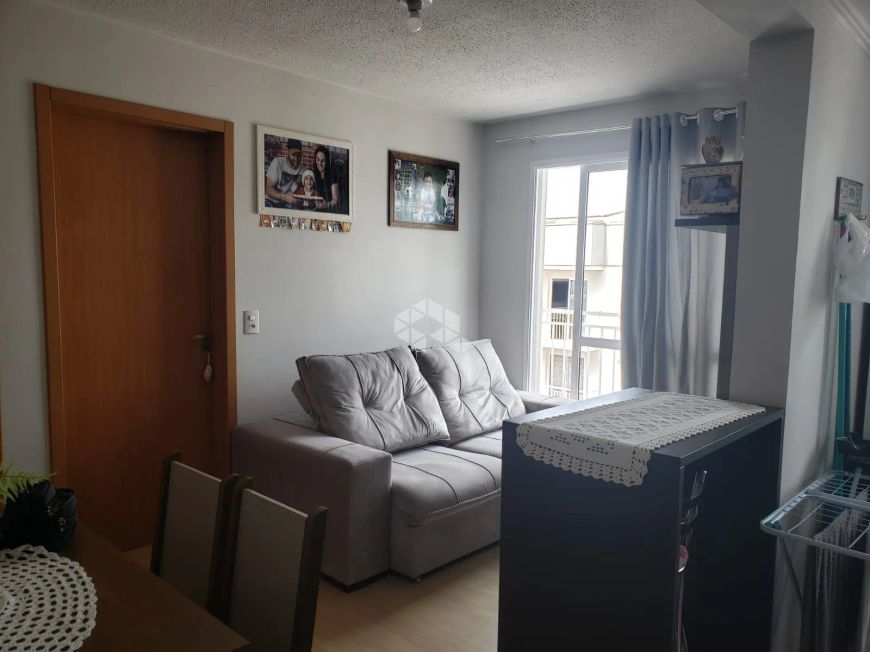 Apartamento no bairro São Virgilio com 2 2dormitórios e 1 vaga de estacionaento