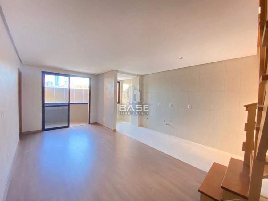 Apartamento duplex com 1 suíte, com opção de ser transformado em 2 dormitórios, sala, cozinha, banhe