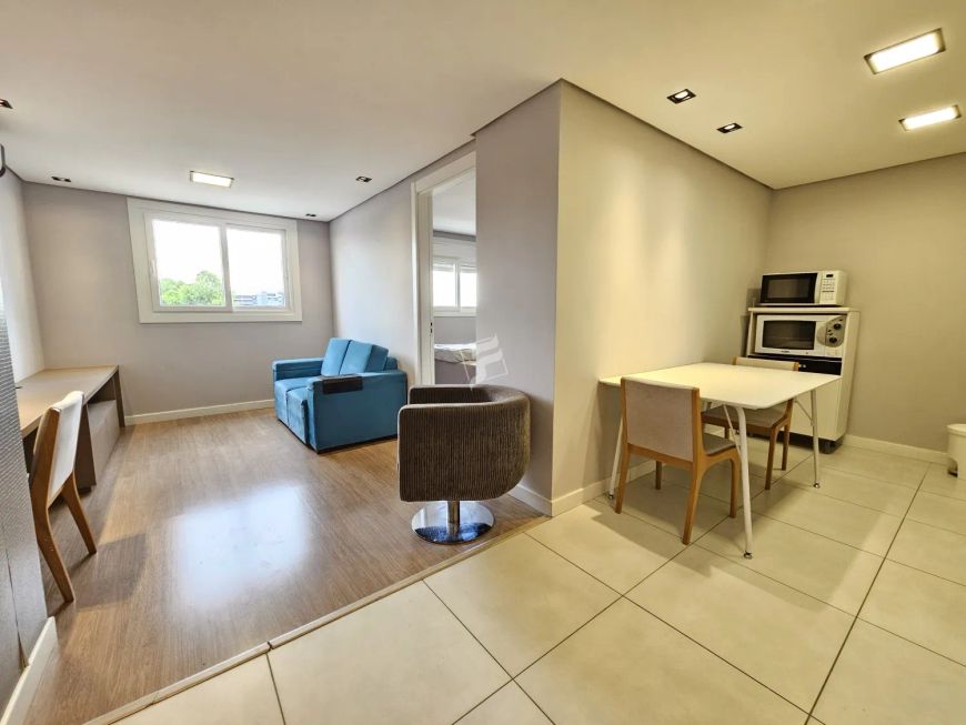 FUCLHER IMÓVEIS Vende: apartamento semi-mobiliado (com eletrodomésticos), com 01 dormitório, sala e