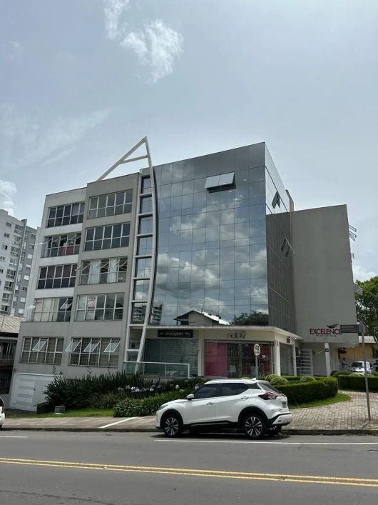 Excelente Sala Comercial Aérea no B. São Leopoldo! Uma boa oportunidade de você investir ou administ