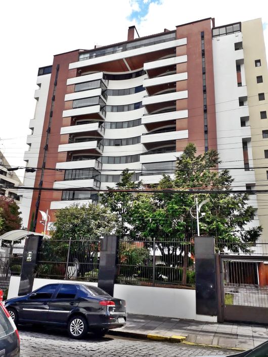 BENTO ALVES Apartamento 195 metros com 3 quartos, 2 suítes em Exposição - Caxias do Sul - RS