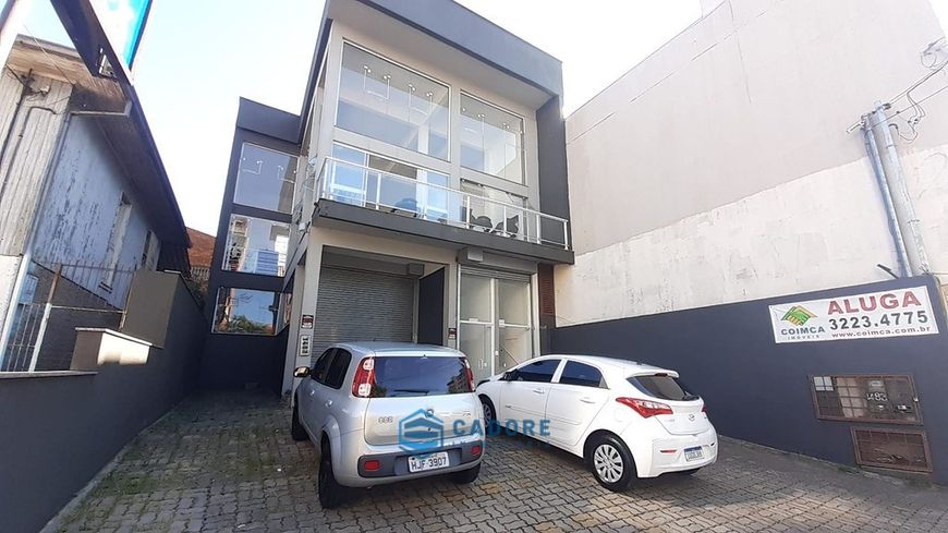 Prédio comercial com área constr 370m², Rio Branco