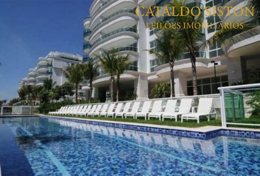 Leilão de apartamento na Barra c/4 vagas de garagem - 590m²