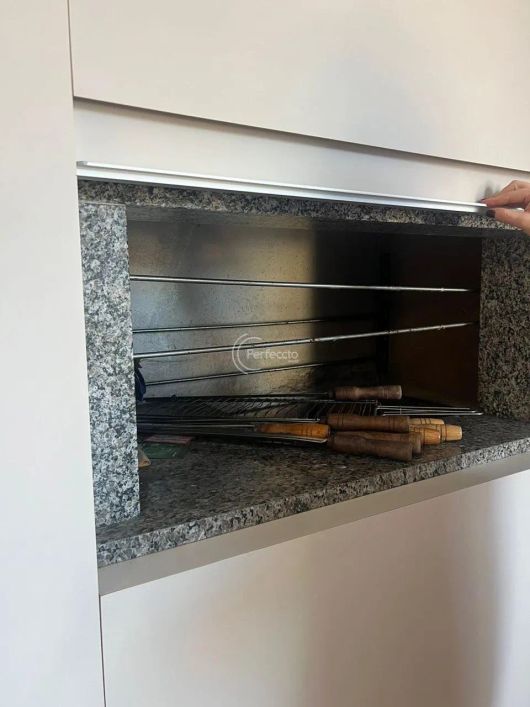 Apartamento mobiliado, pronto para morar São 98m² privativos &amp;amp;#10004;2 dormitórios, sendo uma su
