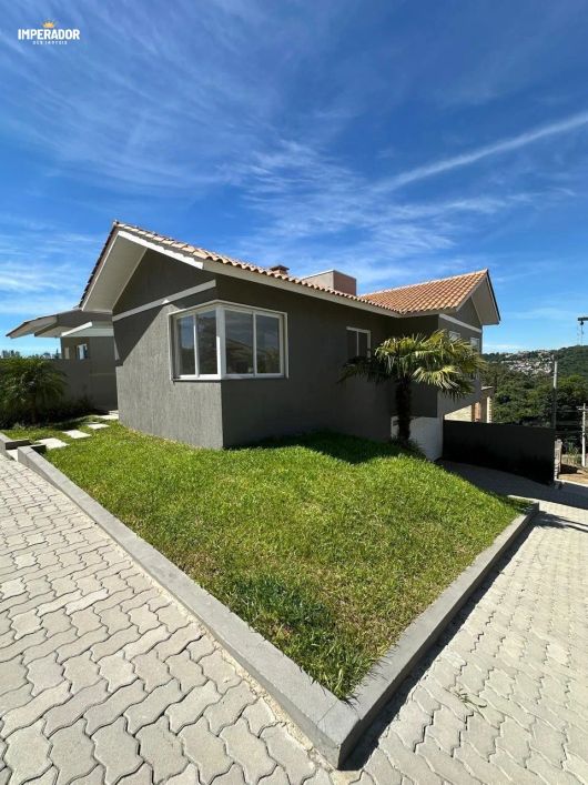 Casa de esquina Salgado Filho