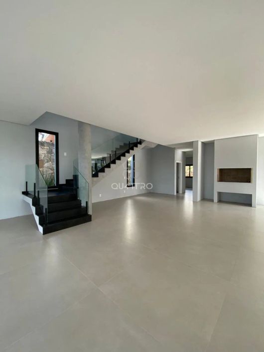 Uma casa incrível com linda vista para o vale