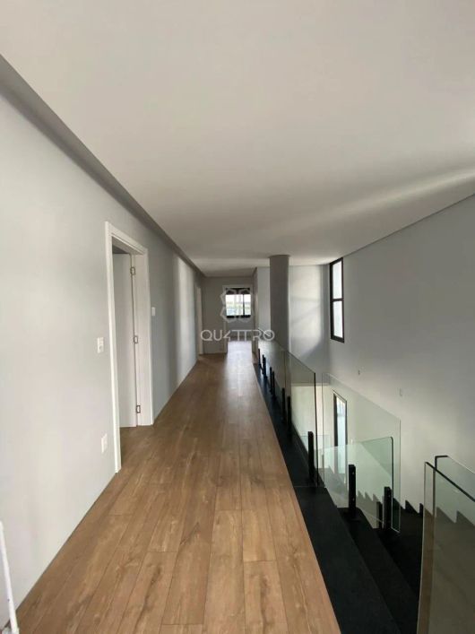 Uma casa incrível com linda vista para o vale